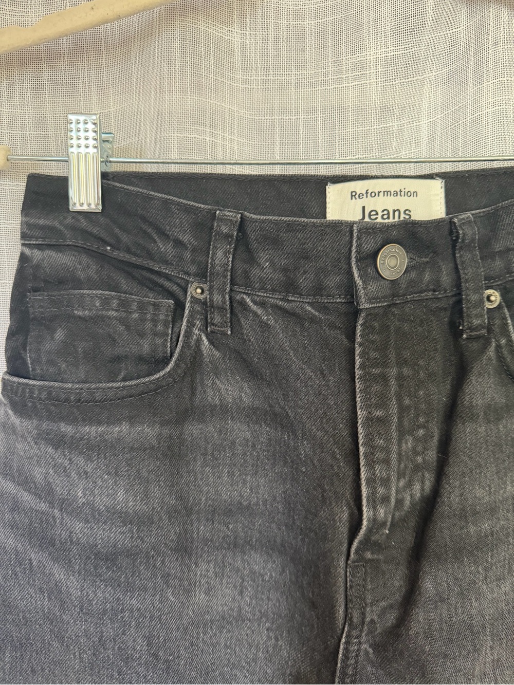 Reformation Val 90s Wide-Leg Mid-Rise Jeans - Picture 2 of 3